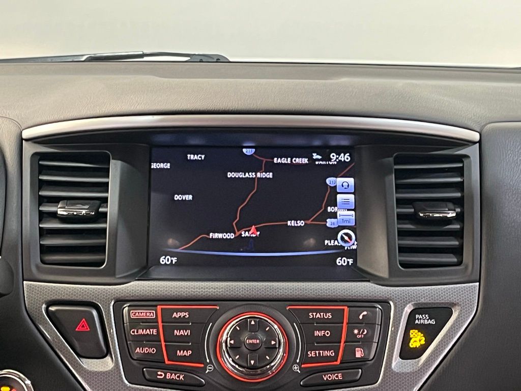 2018 Nissan Pathfinder SL