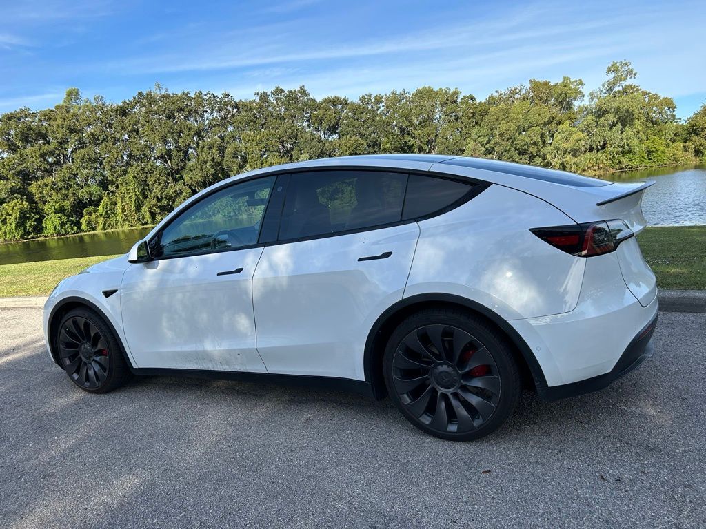 Thumbnail: 2021 Tesla Model Y - 3