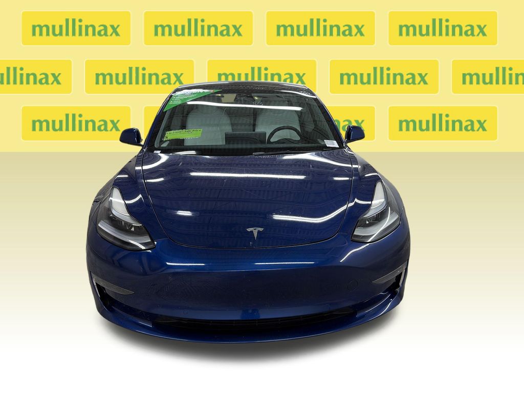 Used 2022  Tesla Long Range image 14