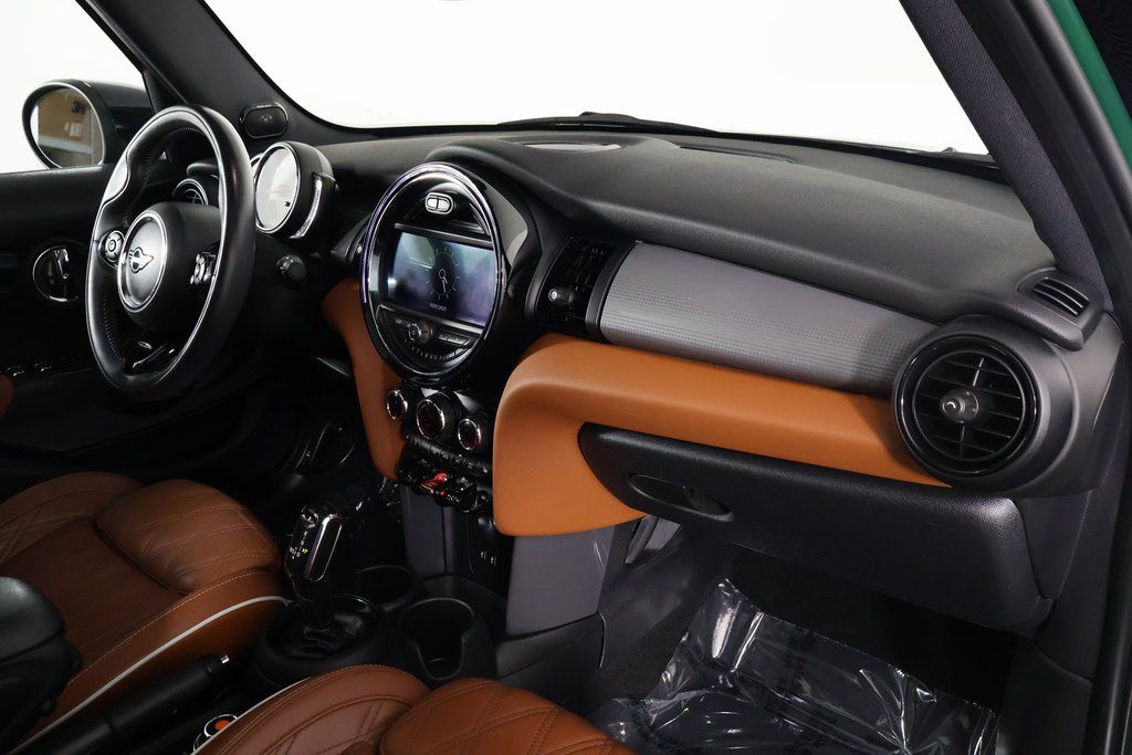 2020 MINI Cooper  9