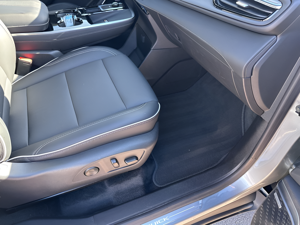 Used Car 2025 Buick Enclave  Preferred For Sale Under $40,000 In Austin, Texas