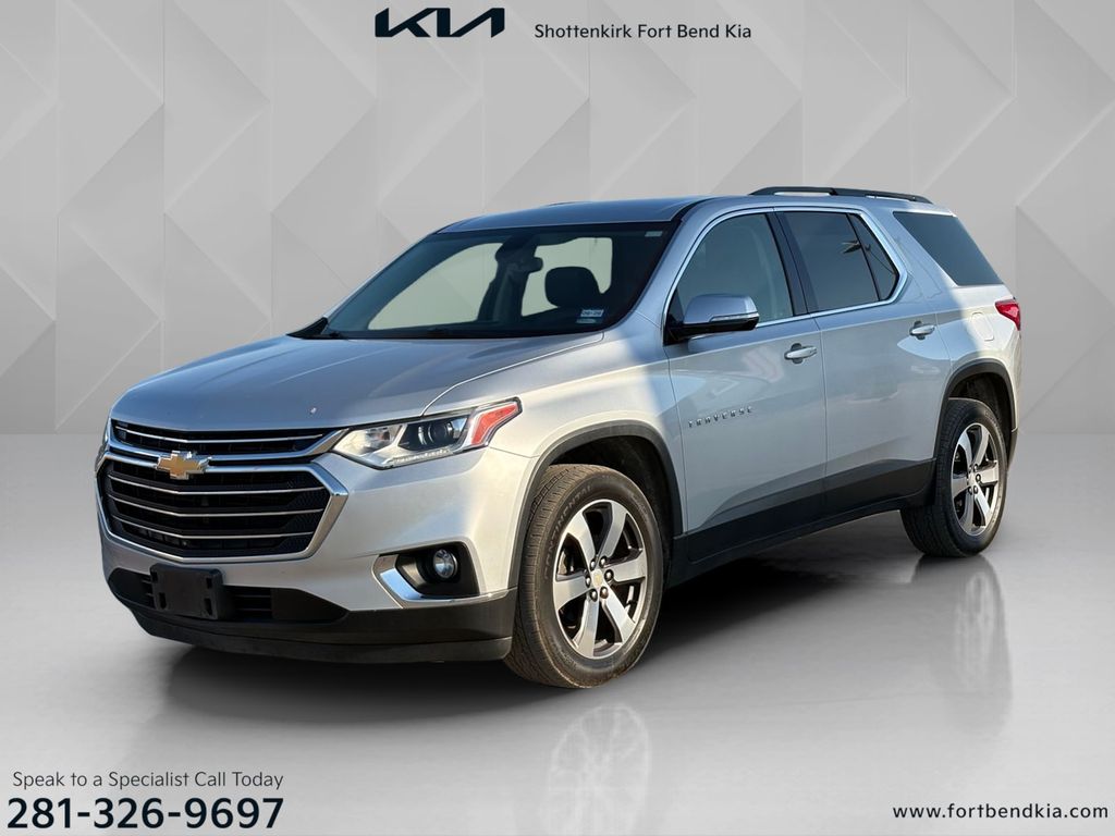 2019 Chevrolet Traverse 3LT Silver at North Houston Mitsubishi