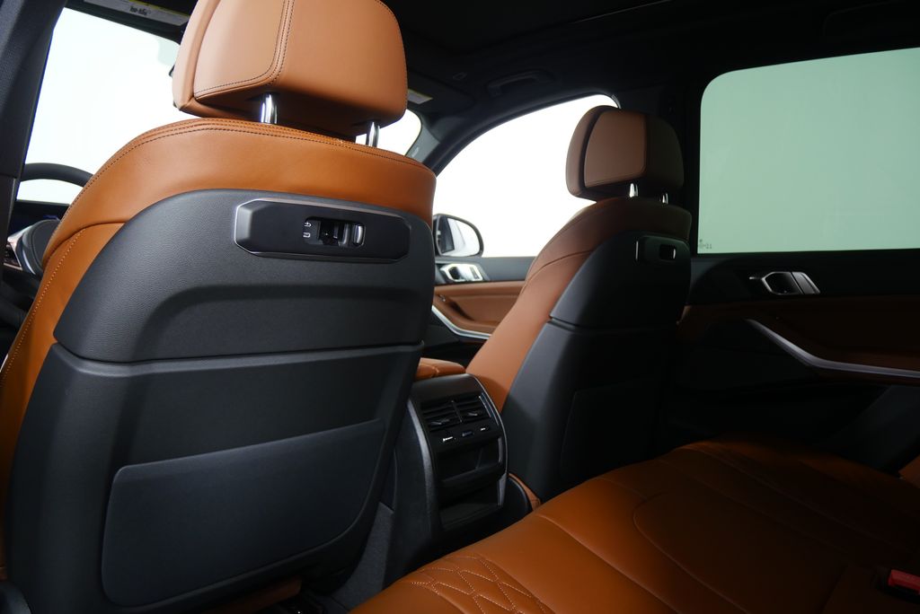 Thumbnail: 2026 BMW X5 - 17