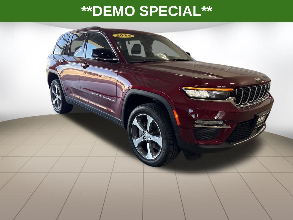 Velvet Red Pearlcoat 2025 Jeep Grand Cherokee Limited 4WD SUV / Crossover Four-Wheel Drive 8-Speed Automatic