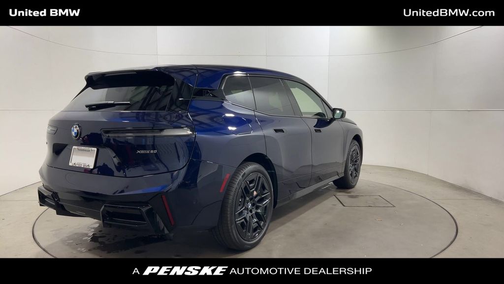 Thumbnail: 2026 BMW X6 - 8