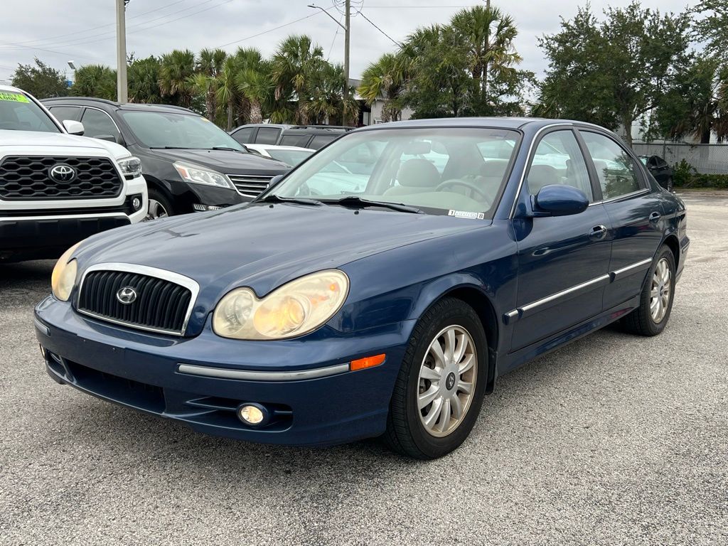 2004 Hyundai Sonata GLS 2