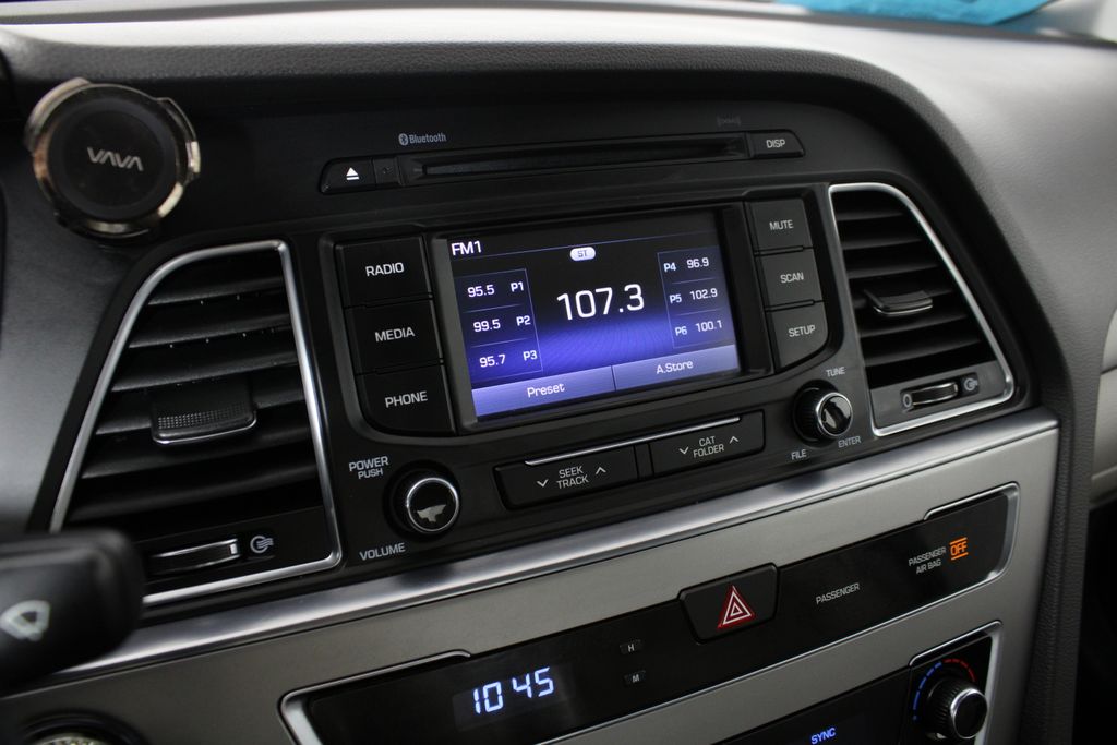 Used 2015 Hyundai Sonata for sale in 