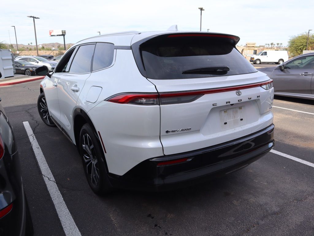 Thumbnail: 2025 Toyota Crown Signia - 2