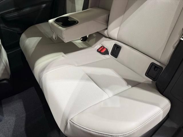 Thumbnail: 2026 Toyota Prius - 21