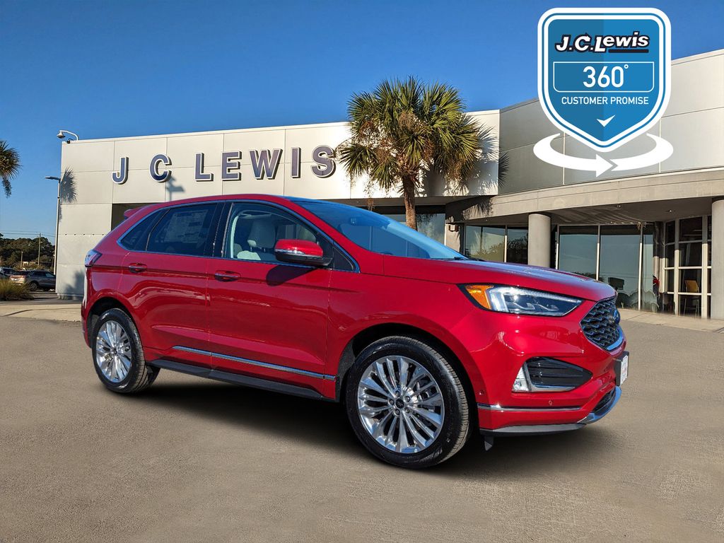 2024 Ford Edge Titanium