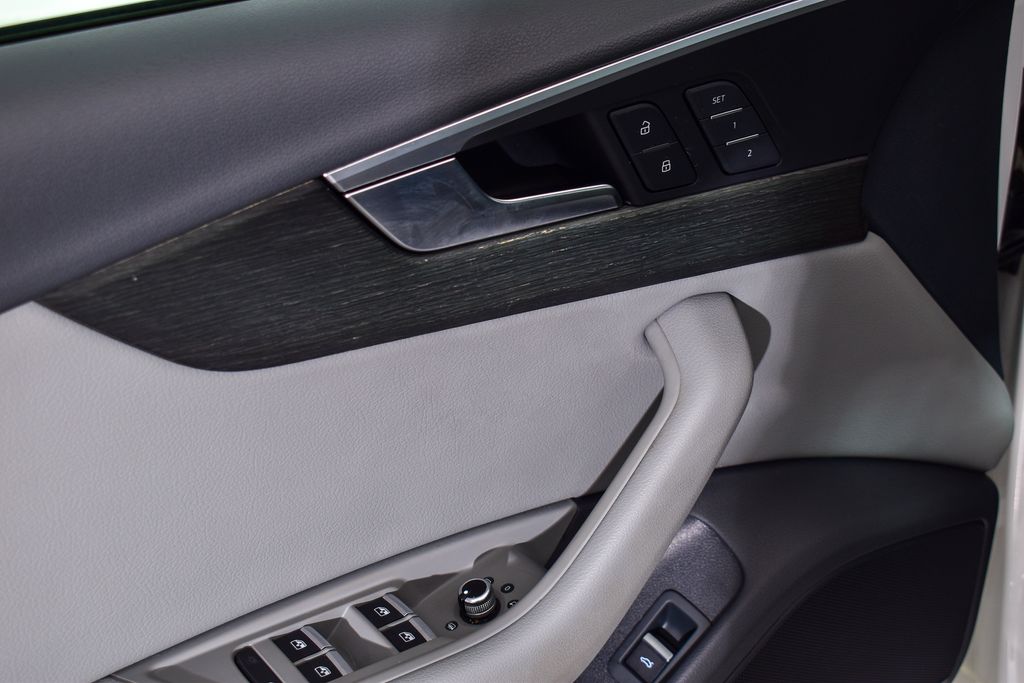 Thumbnail: 2018 Audi A4 - 11