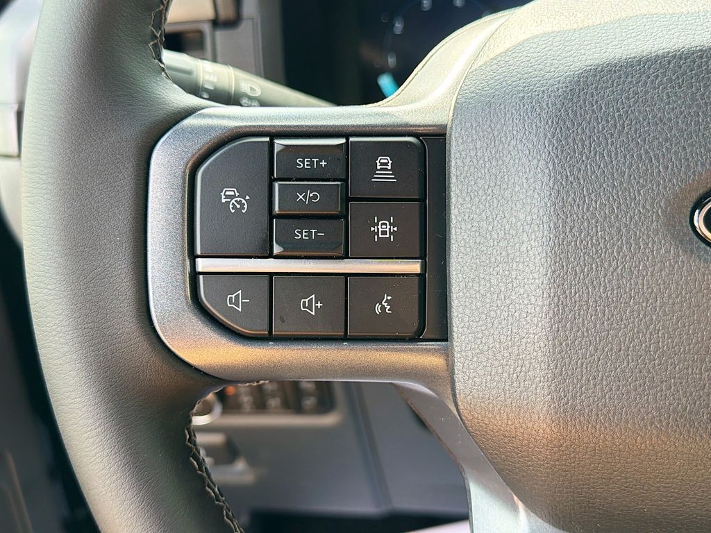 2026 Ford F-150 XLT - Photo 12