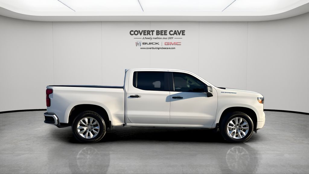 Used Car 2022 Chevrolet Silverado 1500  Custom For Sale Under $35,000 In Austin, Texas