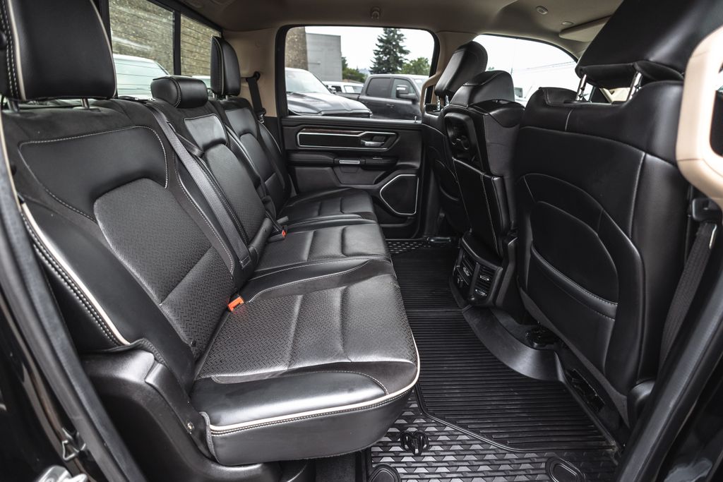2019 Ram 1500 Laramie thumbnail 32