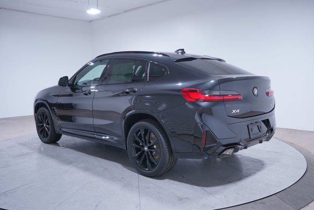 2025 BMW X4 xDrive30i 3