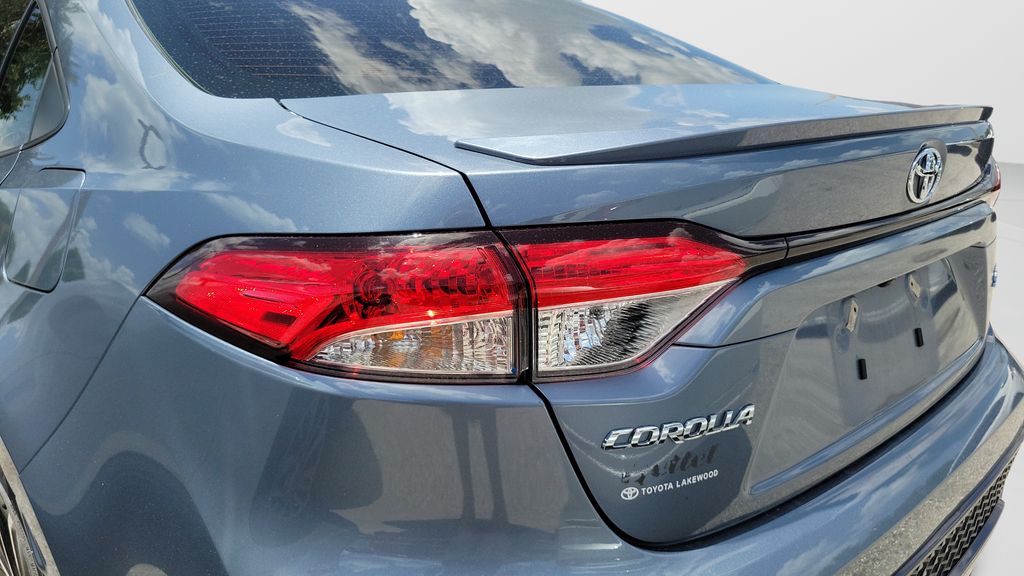 Certified Used 2022  Toyota SE image 7