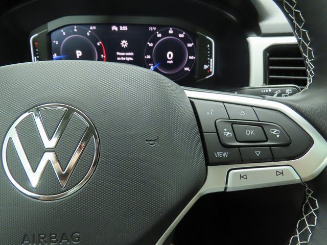 Thumbnail: 2023 Volkswagen Atlas - 12