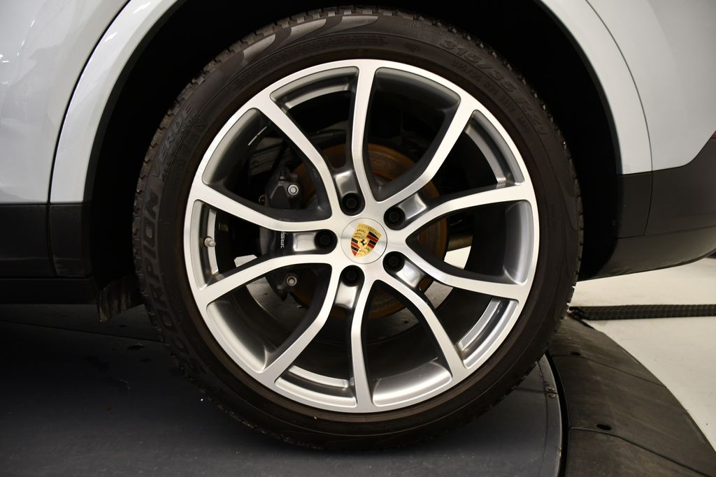 2023 Porsche Cayenne  15