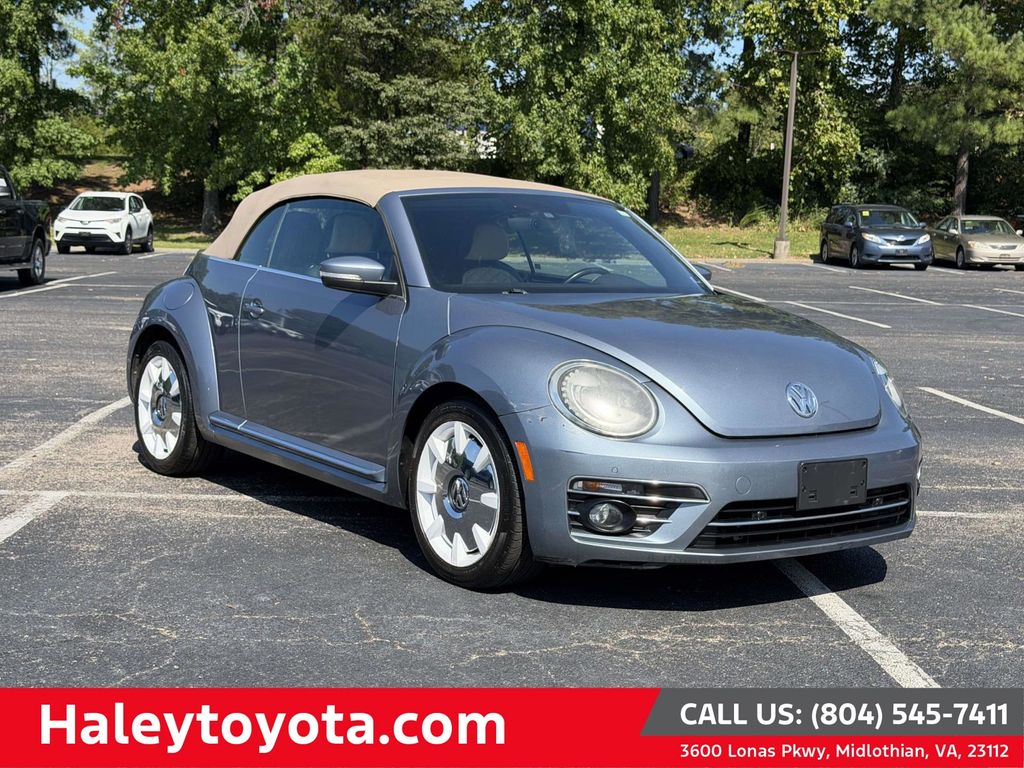 Stonewashed Blue Metallic/Beige Roof 2019 Volkswagen Beetle Convertible Front-Wheel Drive 6-Speed Automatic