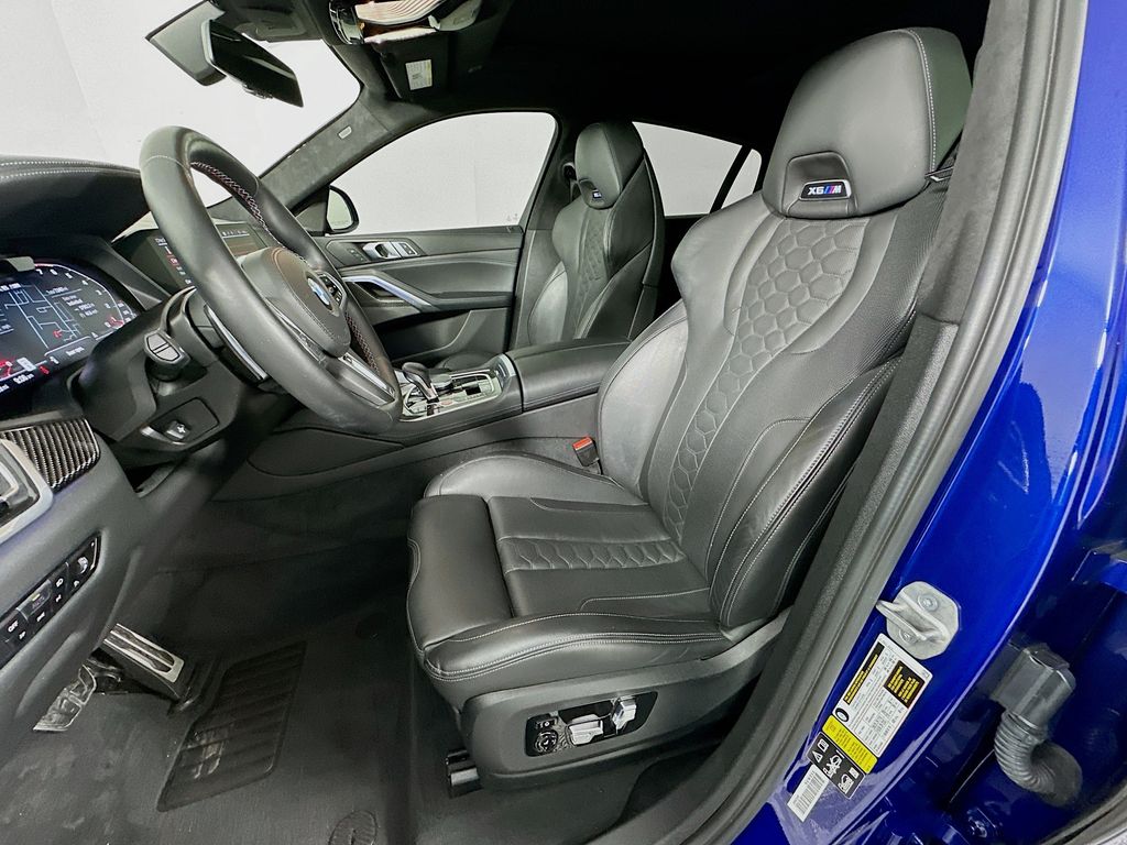 Thumbnail: 2023 BMW X6 - 21