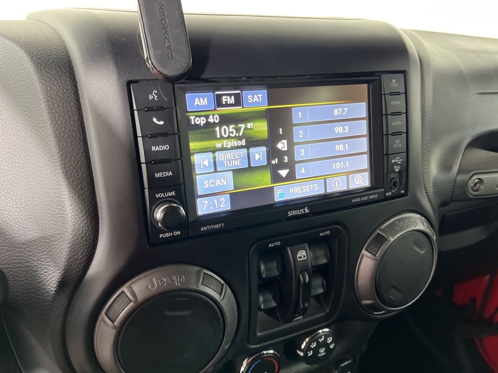 Thumbnail: 2017 Jeep Wrangler - 26