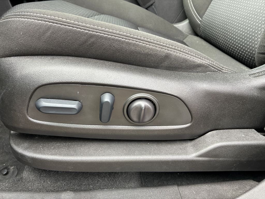 2022 GMC Terrain SLE - 10