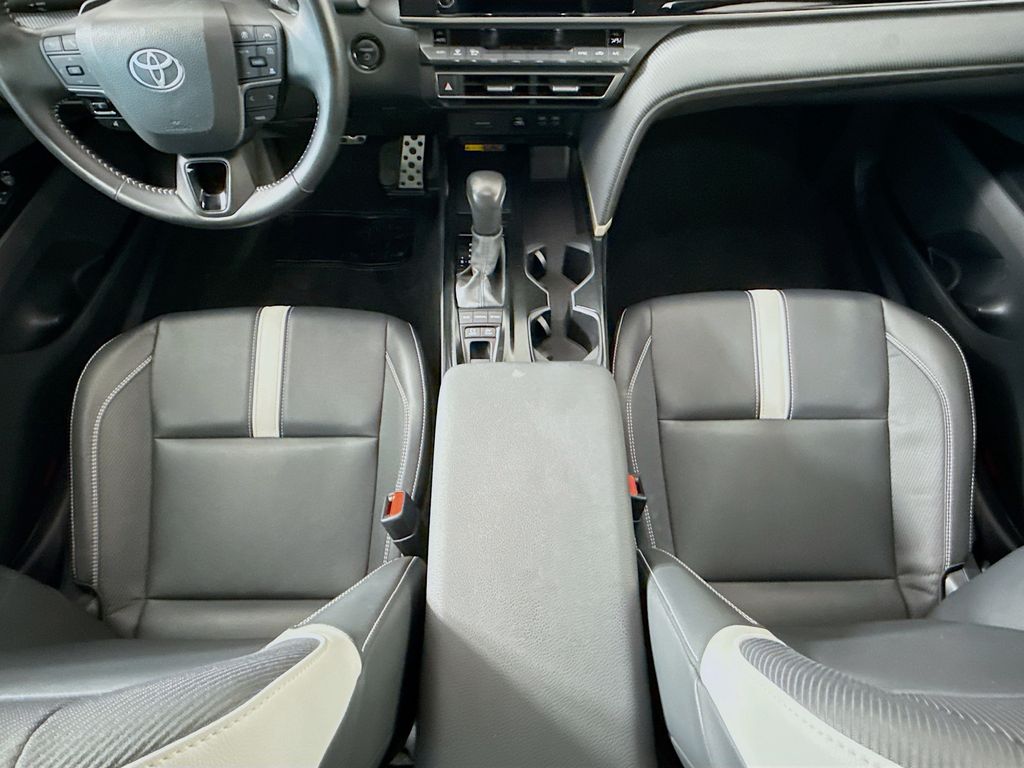 Thumbnail: 2025 Toyota Camry - 16