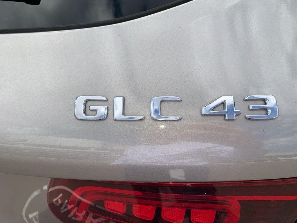 Thumbnail: 2022 Mercedes-Benz GLC - 6