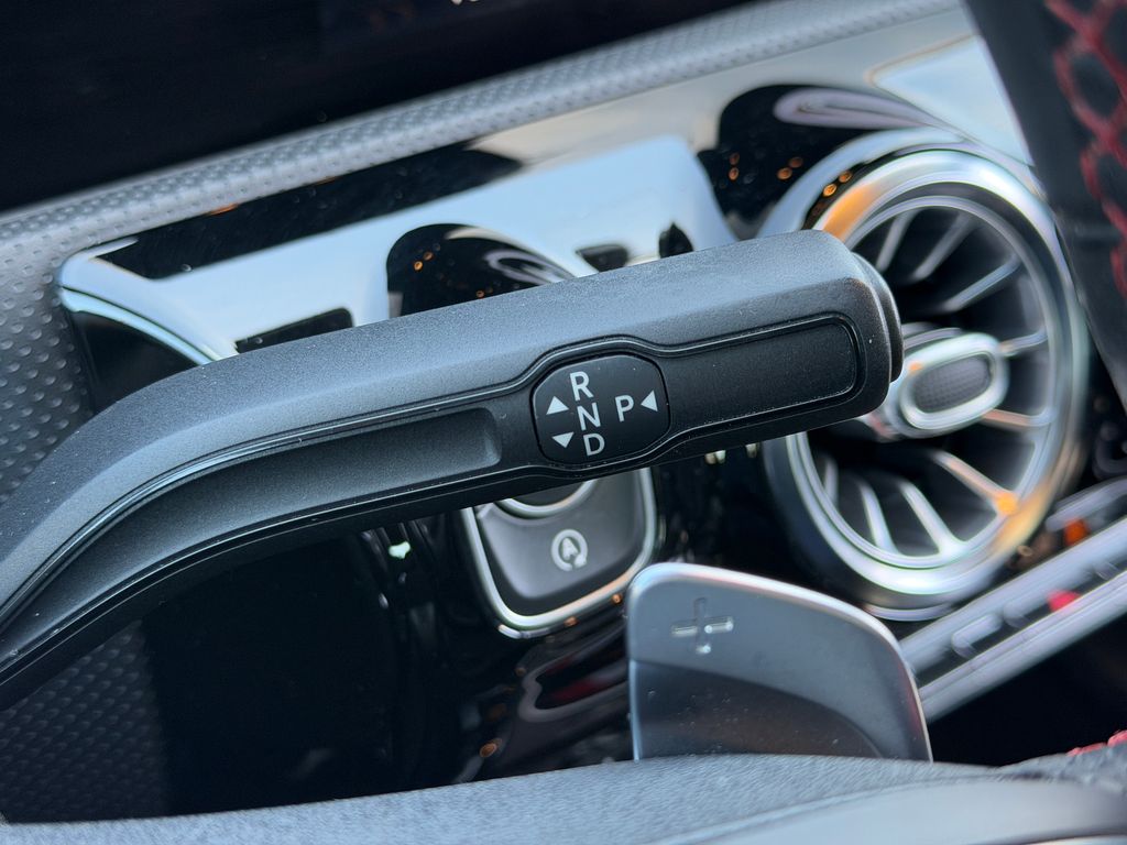 Thumbnail: 2020 Mercedes-Benz CLA - 31