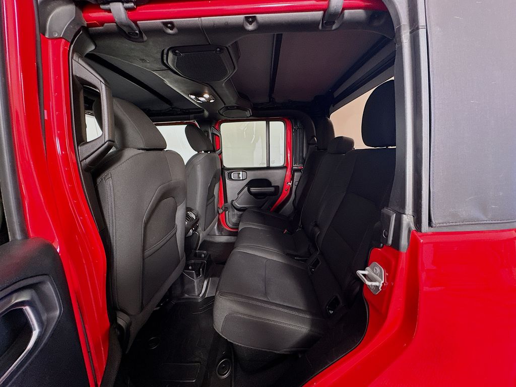 Thumbnail: 2020 Jeep Gladiator - 23