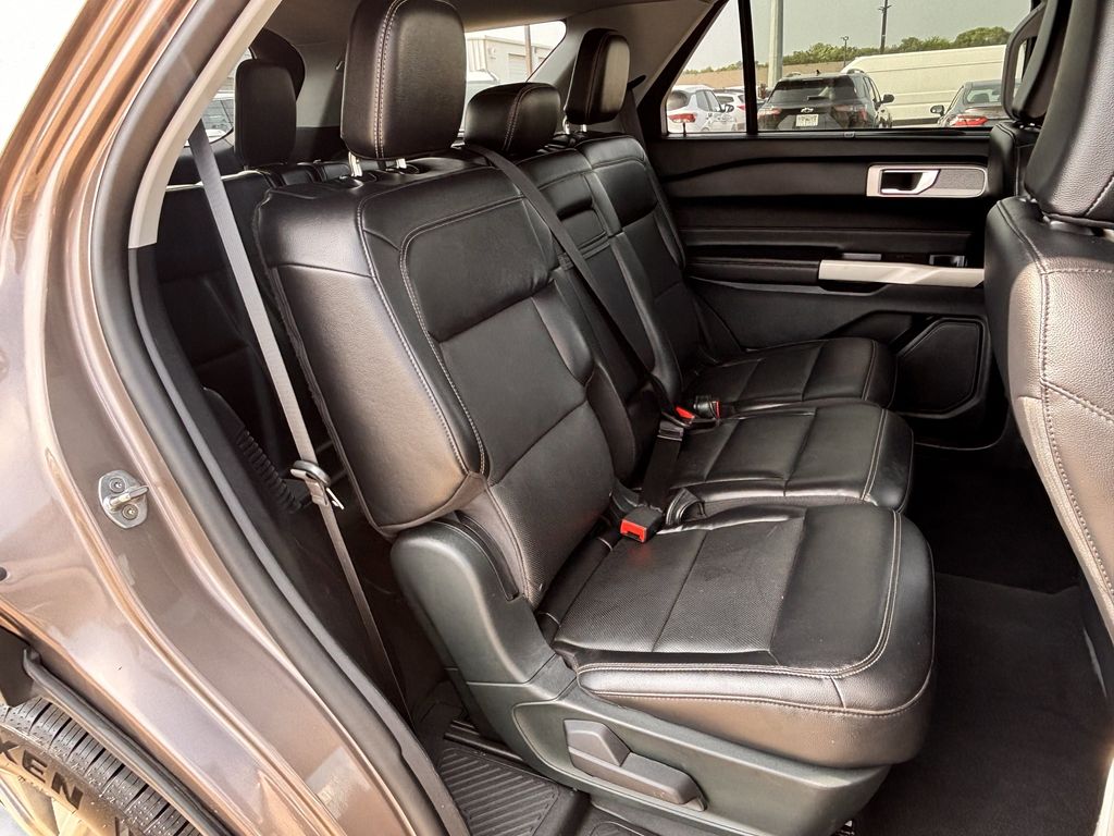 Used Car 2021 Ford Explorer  Limited For Sale Under $30,000 In Corsicana, Texas