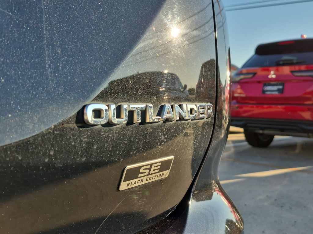 2023 Mitsubishi Outlander SE Black Edition Black at North Houston Mitsubishi