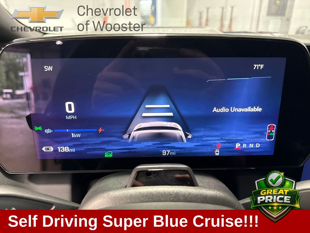 2025 Chevrolet Equinox EV RS - Photo 9