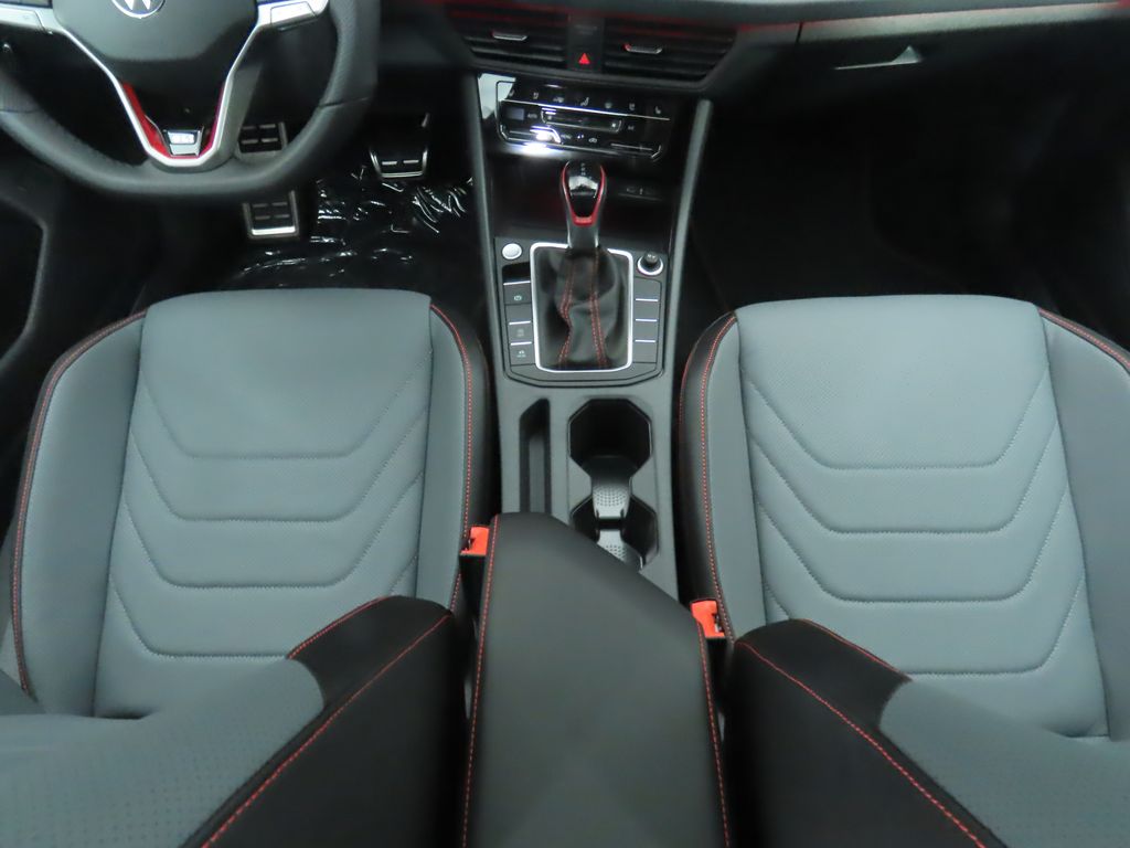 Thumbnail: 2026 Volkswagen Jetta - 16