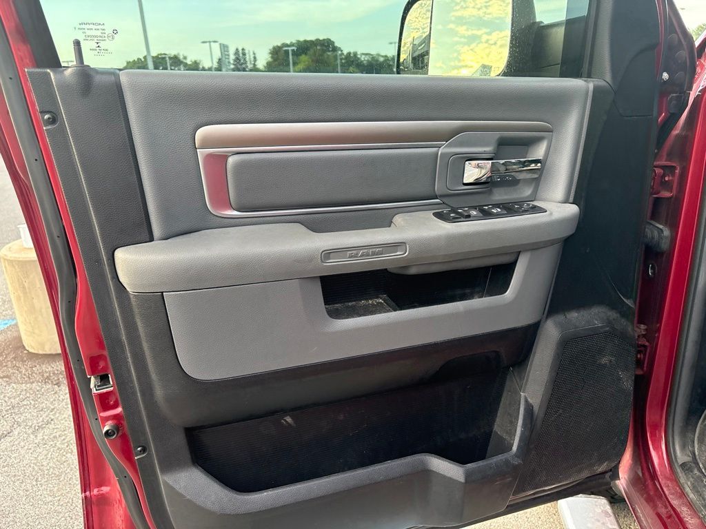 2014 Ram 1500 — photo 5