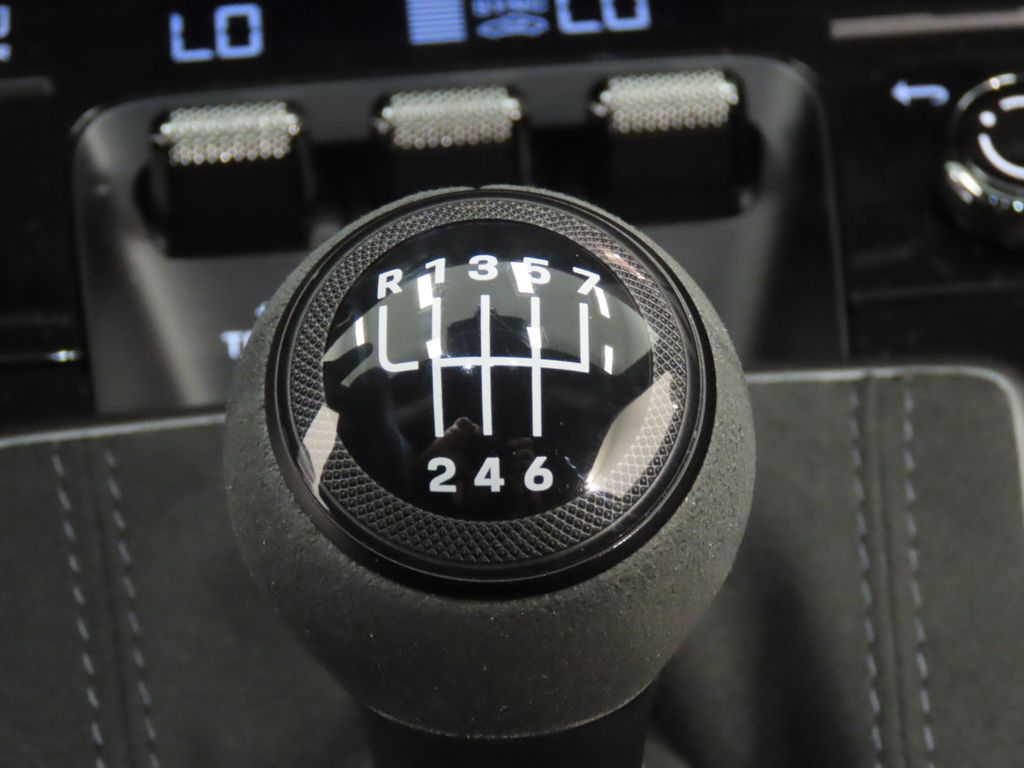 Thumbnail: 2024 Porsche 911 - 30