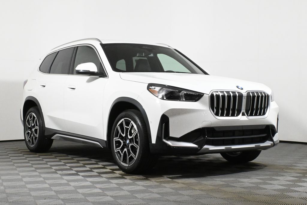 Thumbnail: 2026 BMW X1 - 9