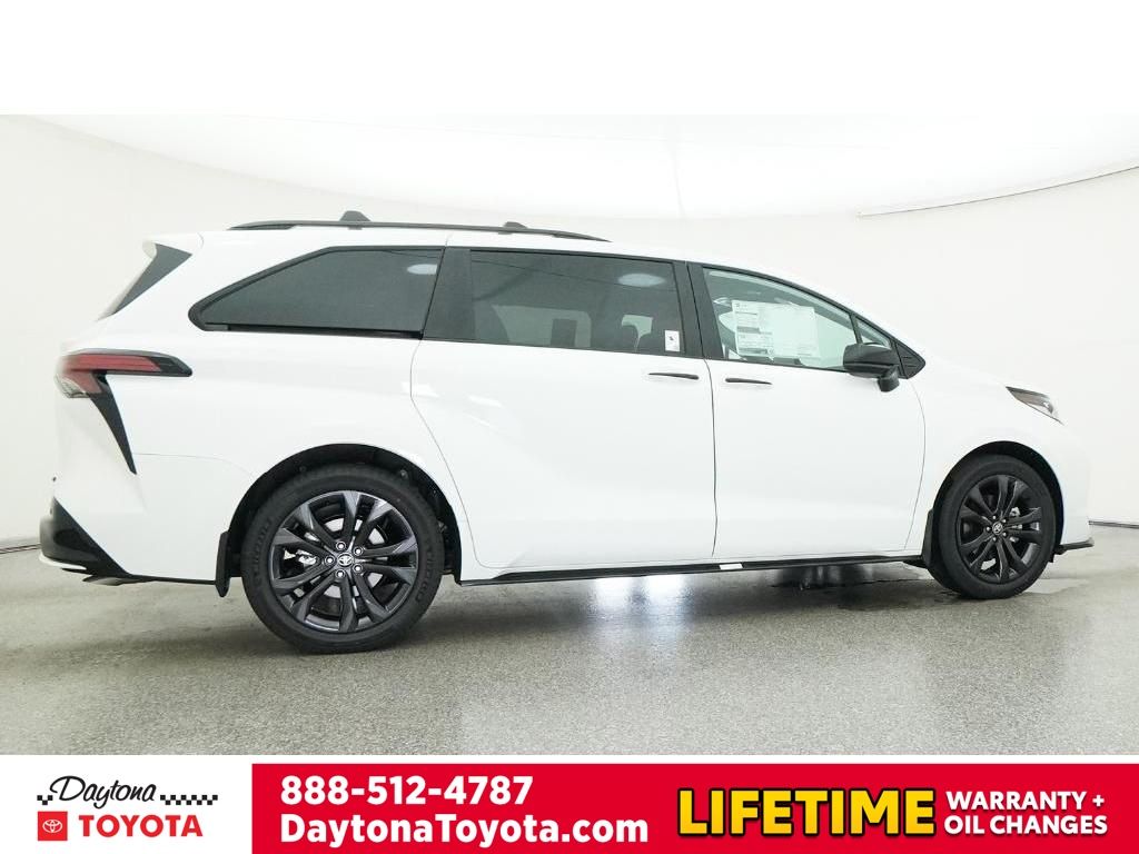 New 2026 Toyota Sienna Van