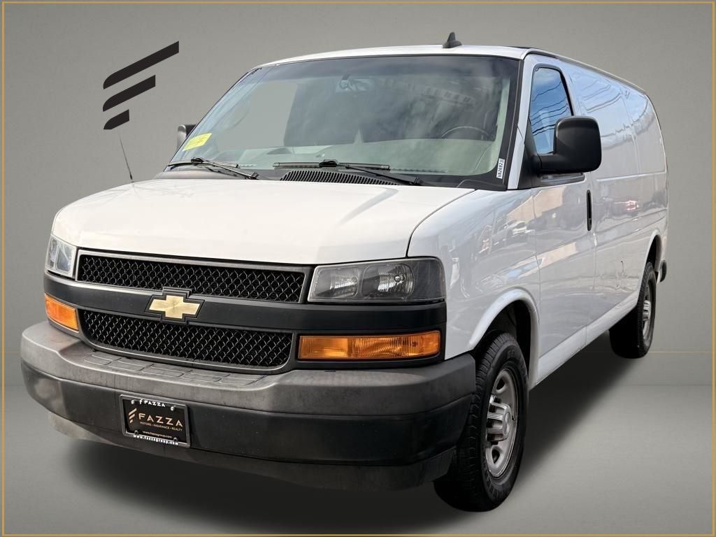 2018 Chevrolet Express Chassis 3500 139 Cutaway RWD