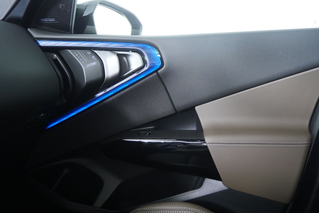 Thumbnail: 2026 BMW X3 - 25