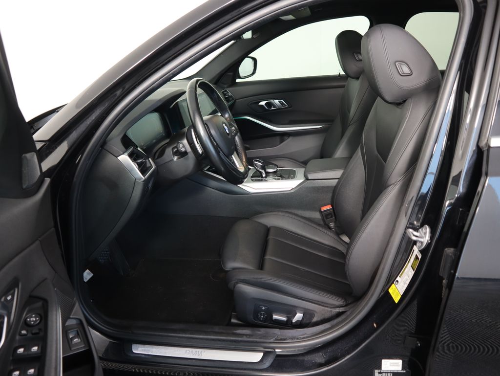 Thumbnail: 2021 BMW 3 Series - 20