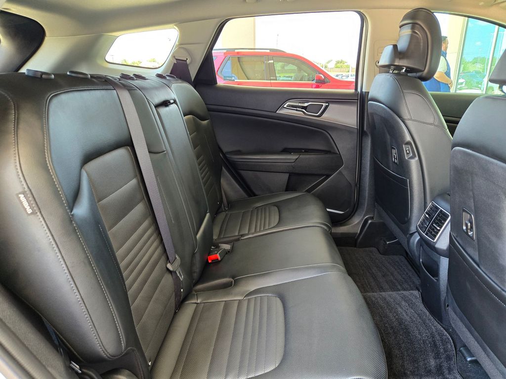 Used 2025 Kia Sportage SUV