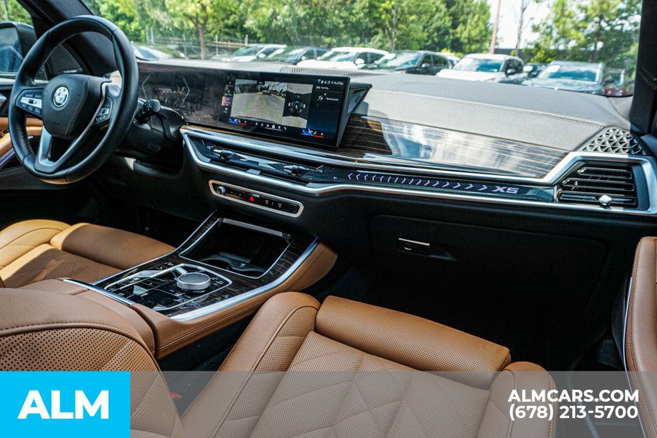 Used 2026 Black BMW sDrive40i image 24