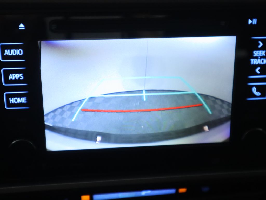 Thumbnail: 2017 Toyota Tacoma - 16