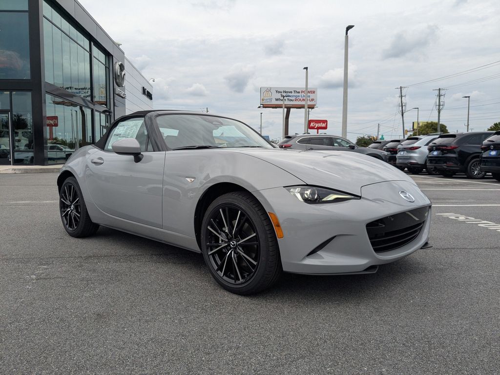 2025 Mazda MX-5 Miata Grand Touring