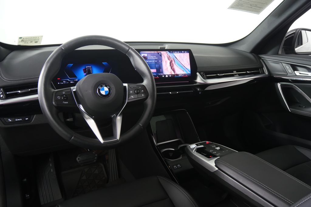 Thumbnail: 2025 BMW X1 - 17