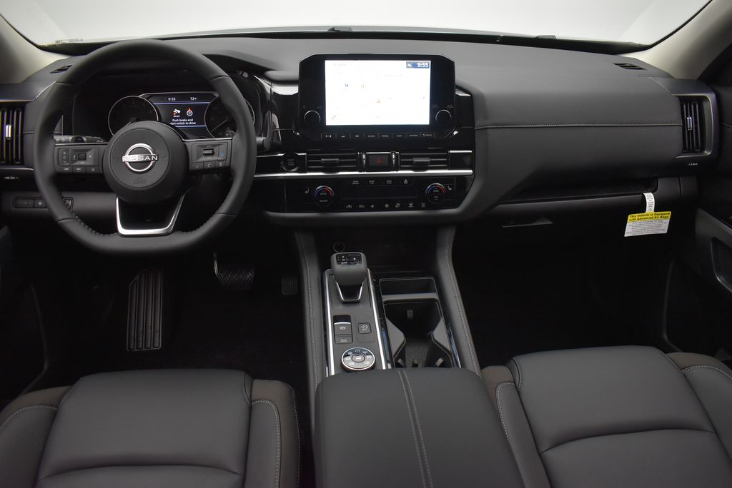 Thumbnail: 2025 Nissan Pathfinder - 29