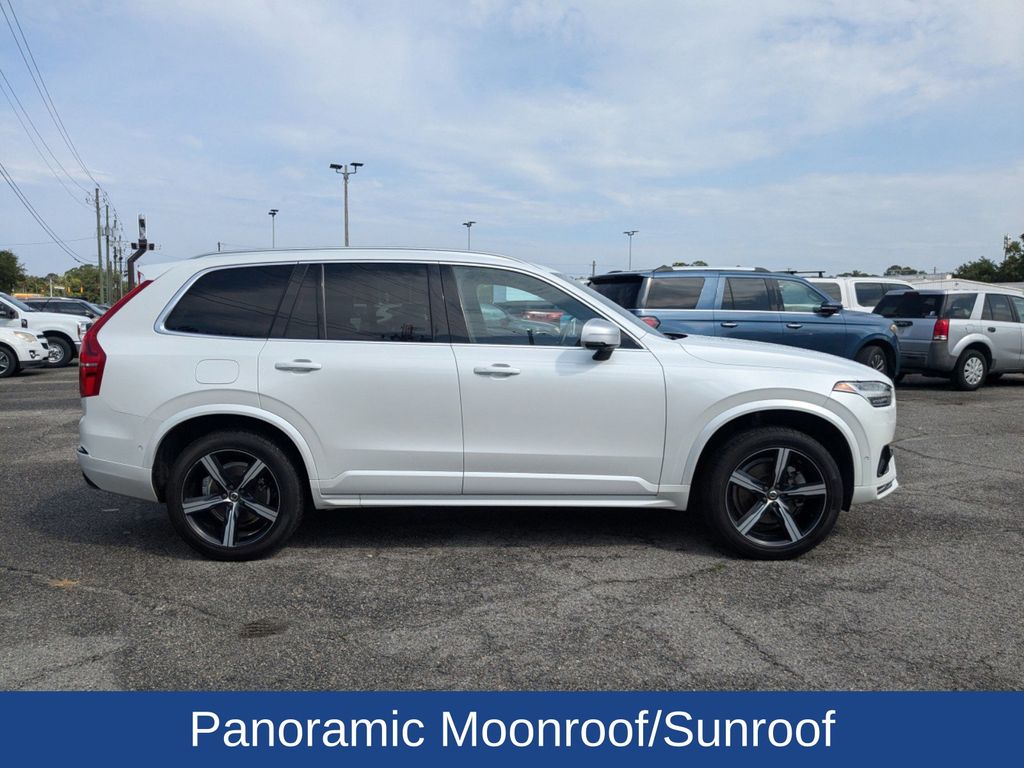 2019 Volvo XC90 T6 R-Design