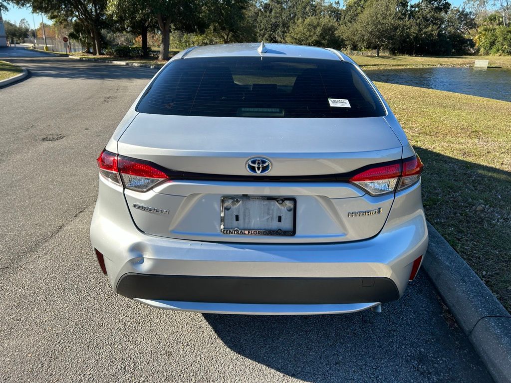 Thumbnail: 2022 Toyota Corolla - 4