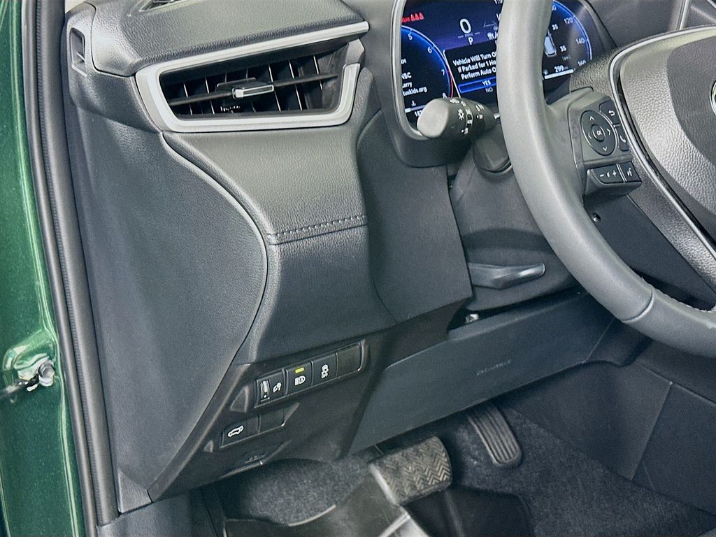 Thumbnail: 2026 Toyota Corolla Cross - 10